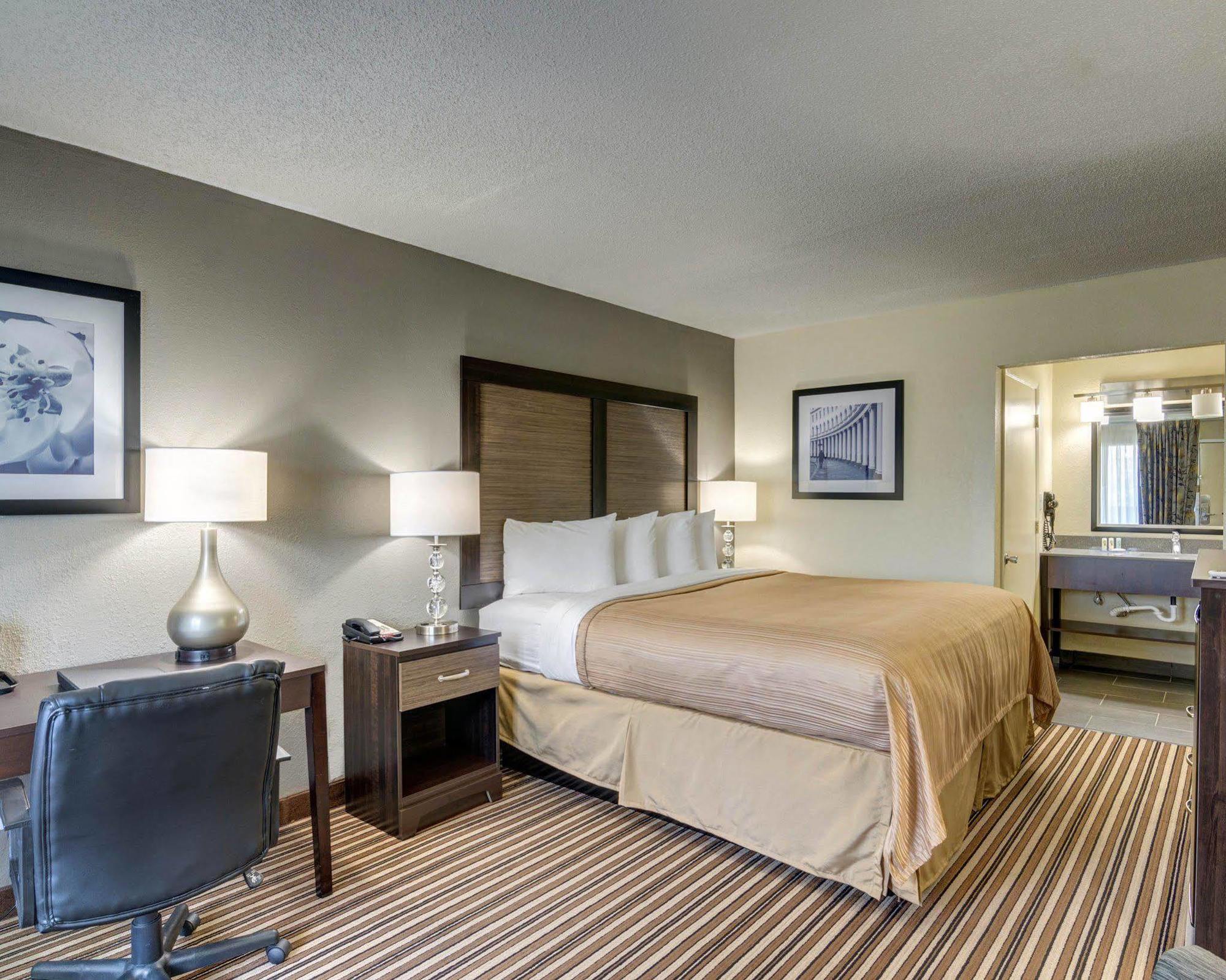 Motel 6 Charlotte, Nc - Airport South エクステリア 写真